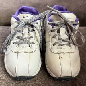 Toddler Nike Shox gray and purple size 7